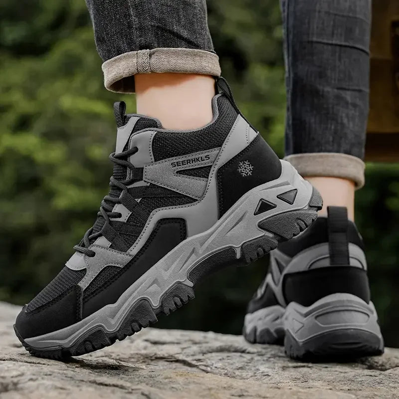 Men’s Lightweight Hiking Shoes